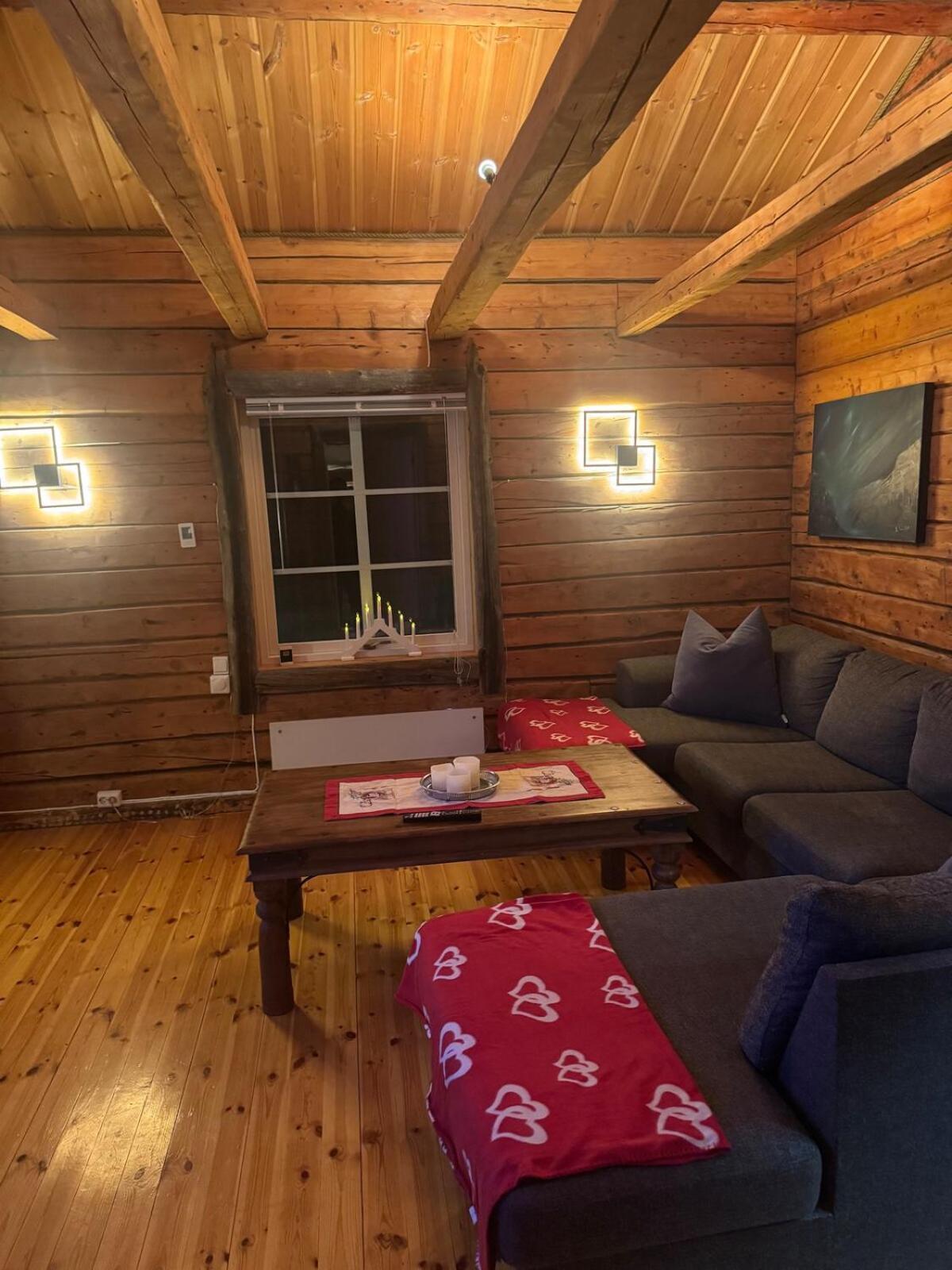 Cottage With Good Standard Next To Neiden River Exterior photo