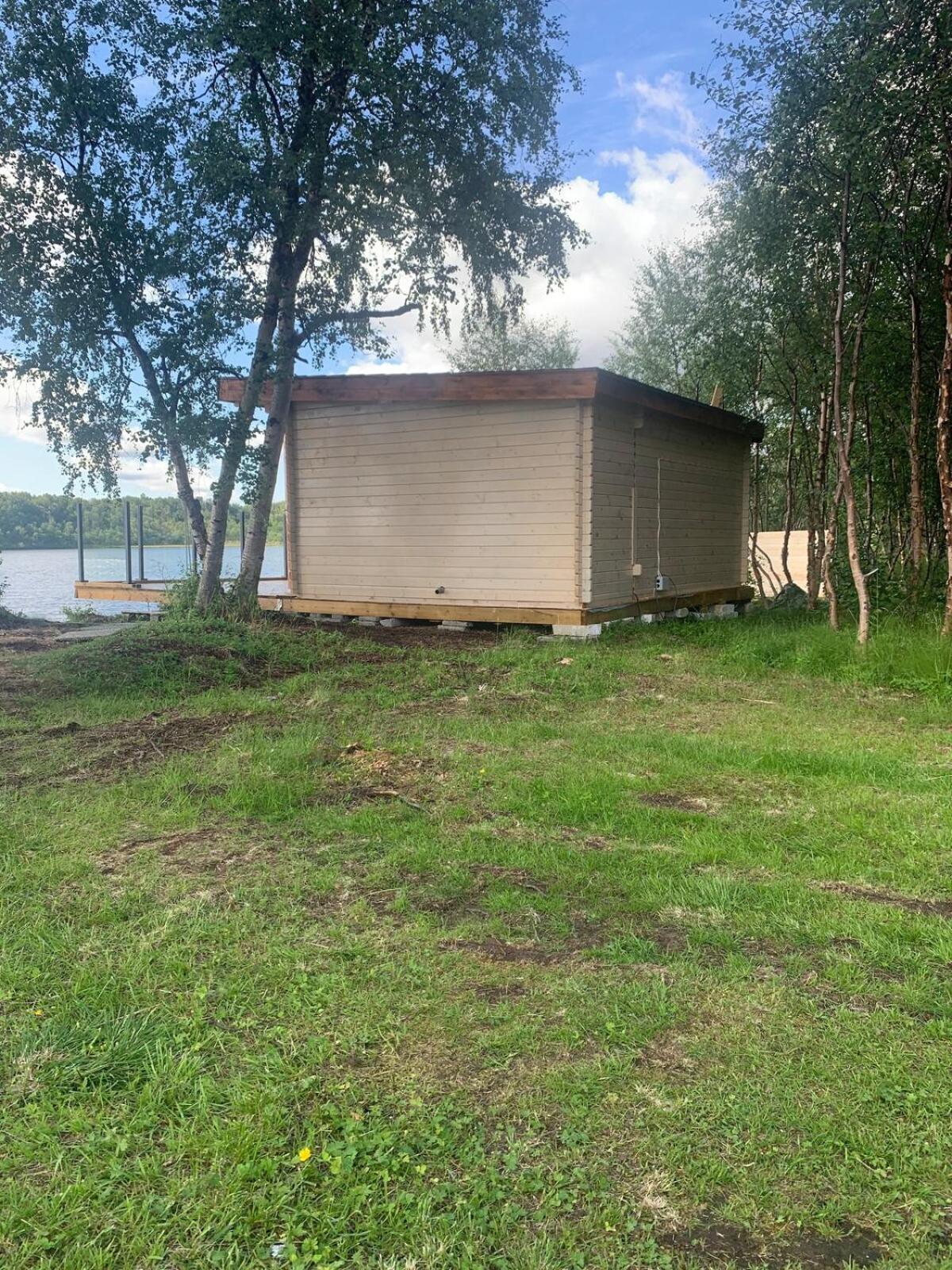 Cottage With Good Standard Next To Neiden River Exterior photo