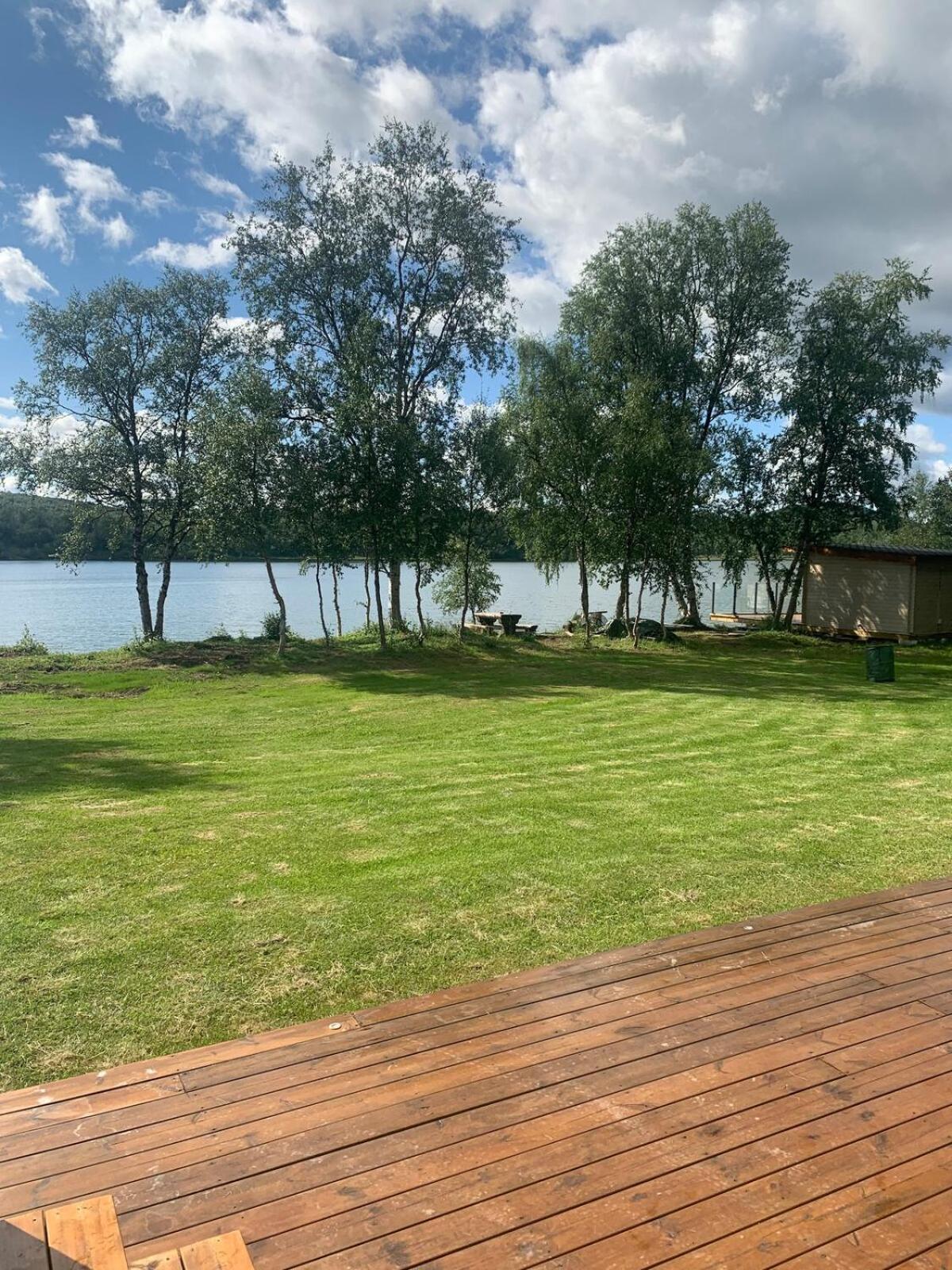Cottage With Good Standard Next To Neiden River Exterior photo